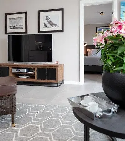 S27_33_ Long Island דירה